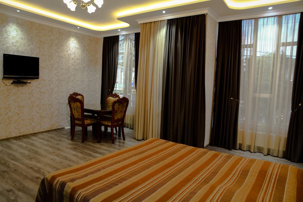 זוגדידי White Hotel Guesthouse מראה חיצוני תמונה