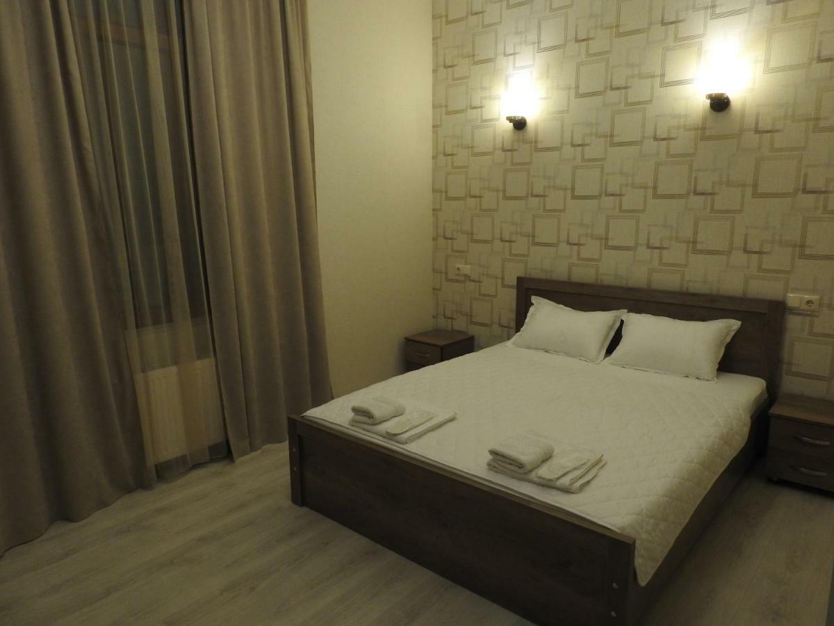 זוגדידי White Hotel Guesthouse מראה חיצוני תמונה